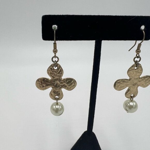 Rustic Style Hammered Gold Tone and Faux Pearl Floral Dangle Earrings - Picture 3 of 4